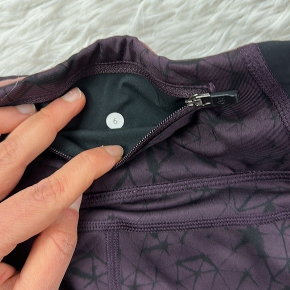 Lululemon Trail Bound Tight Full-On Luxtreme Star Crushed Black Cherry - Picture 8 of 8